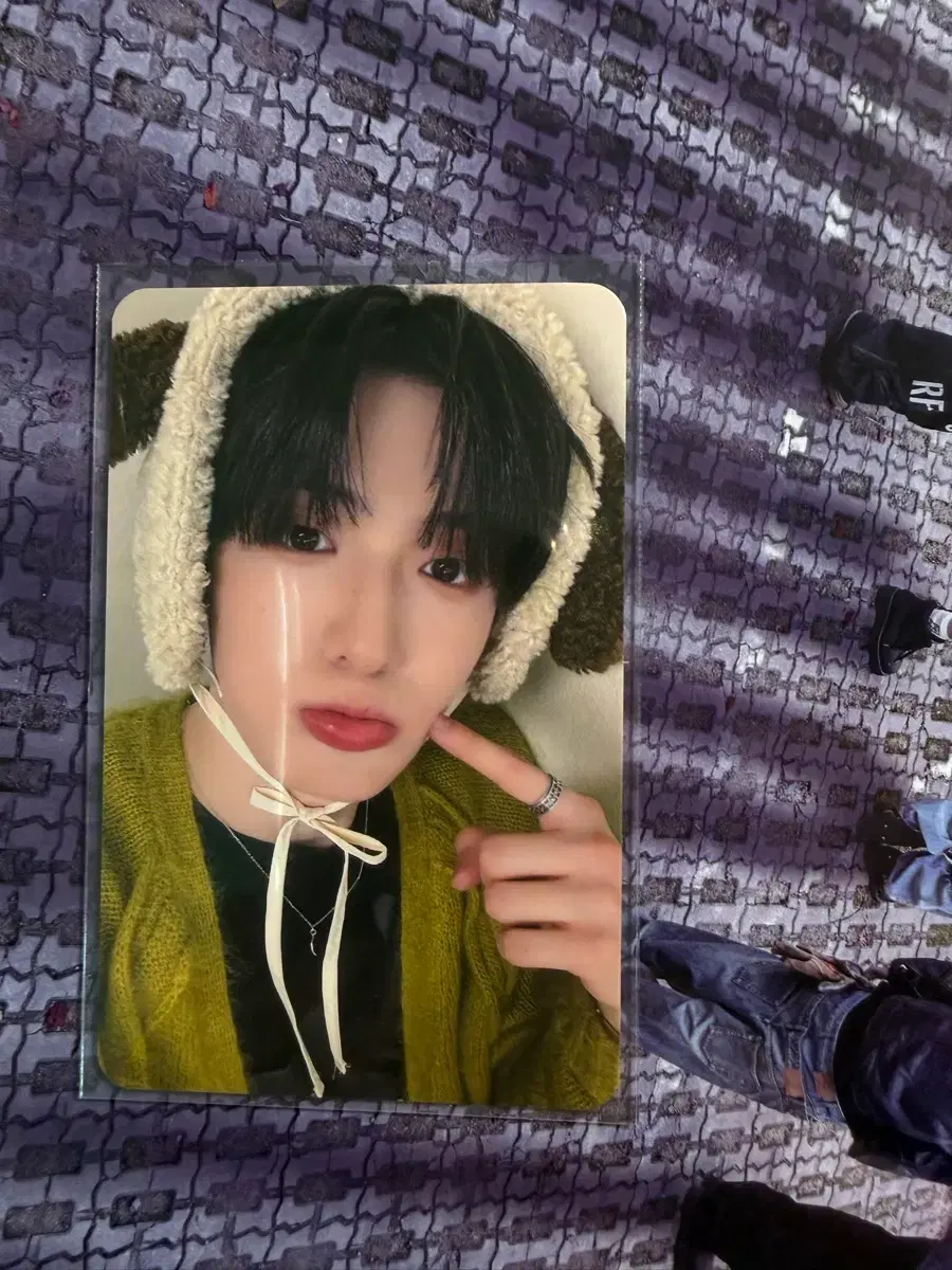 thumbnail-0